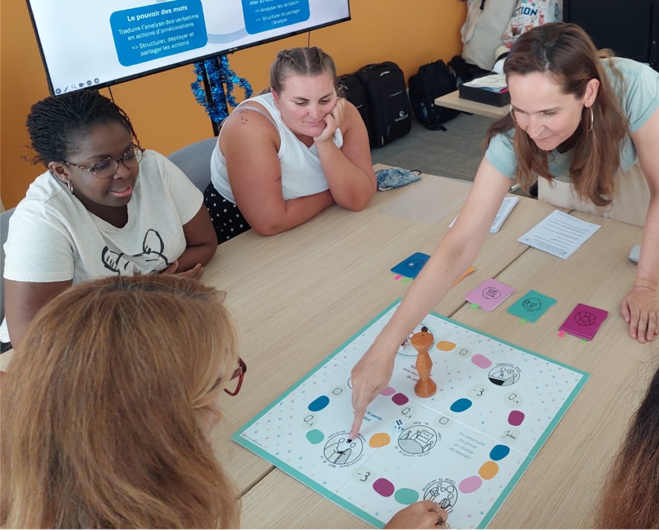 Une session du jeu Mission Certif XP animée par Marie-Catherine Truong